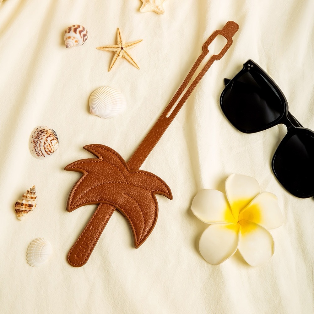 NWT Cupshe Wanderlust Luggage Tag